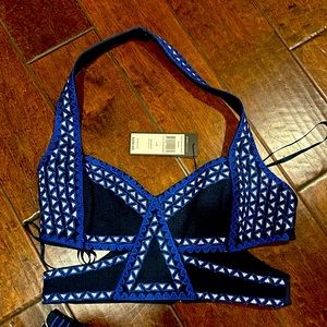 BCBG Maxazaria crop top